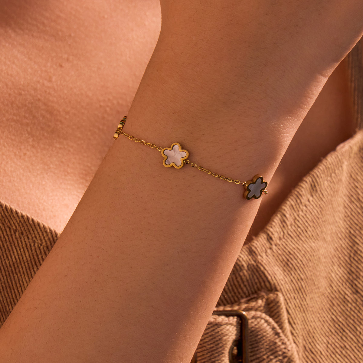 18K Gold Plated Shell Flower Charm bracelet - Lucky Leaf Chain for Women