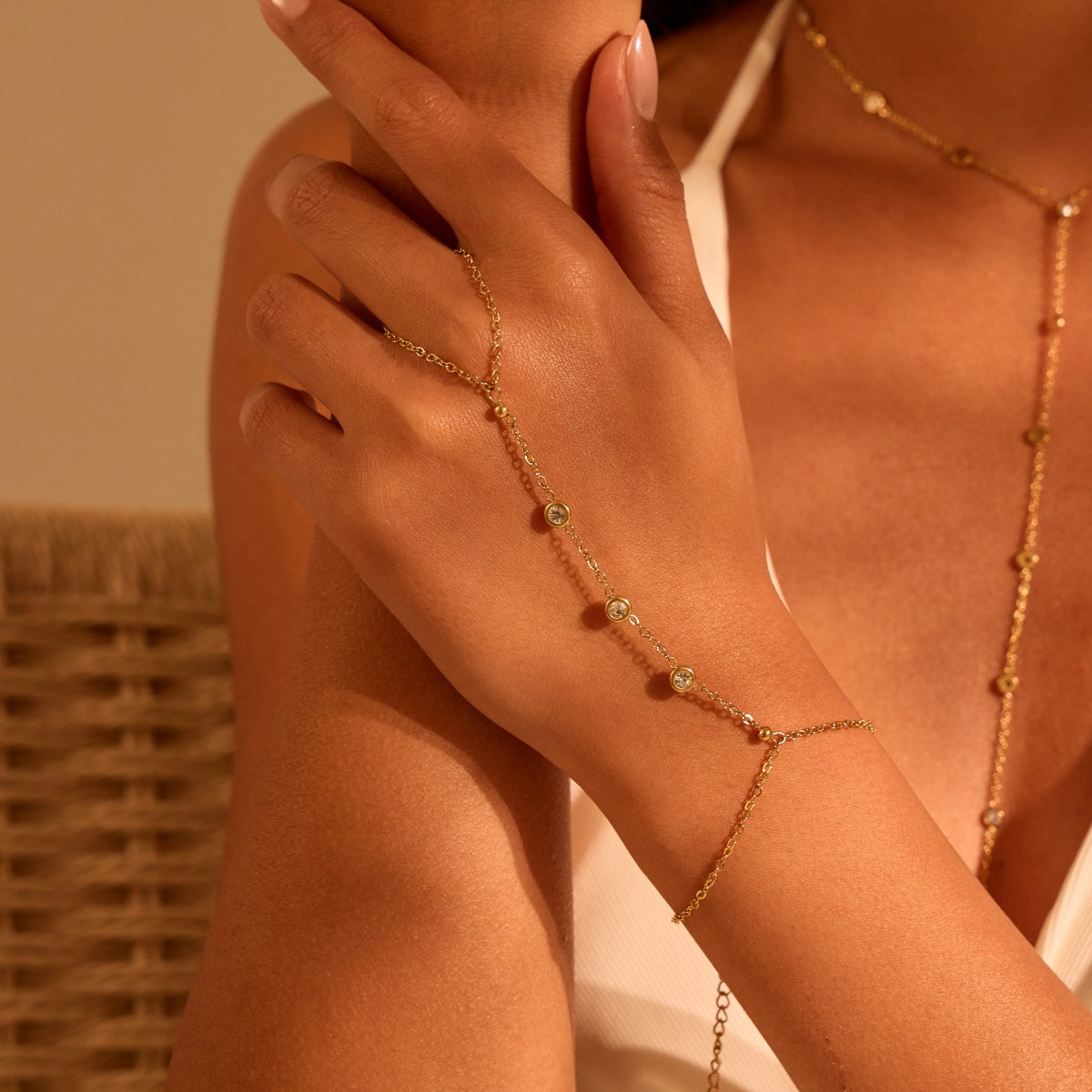 18K Gold Plated Zircon Hand Chain – Elegant Finger Bracelet with Adjustable Ring