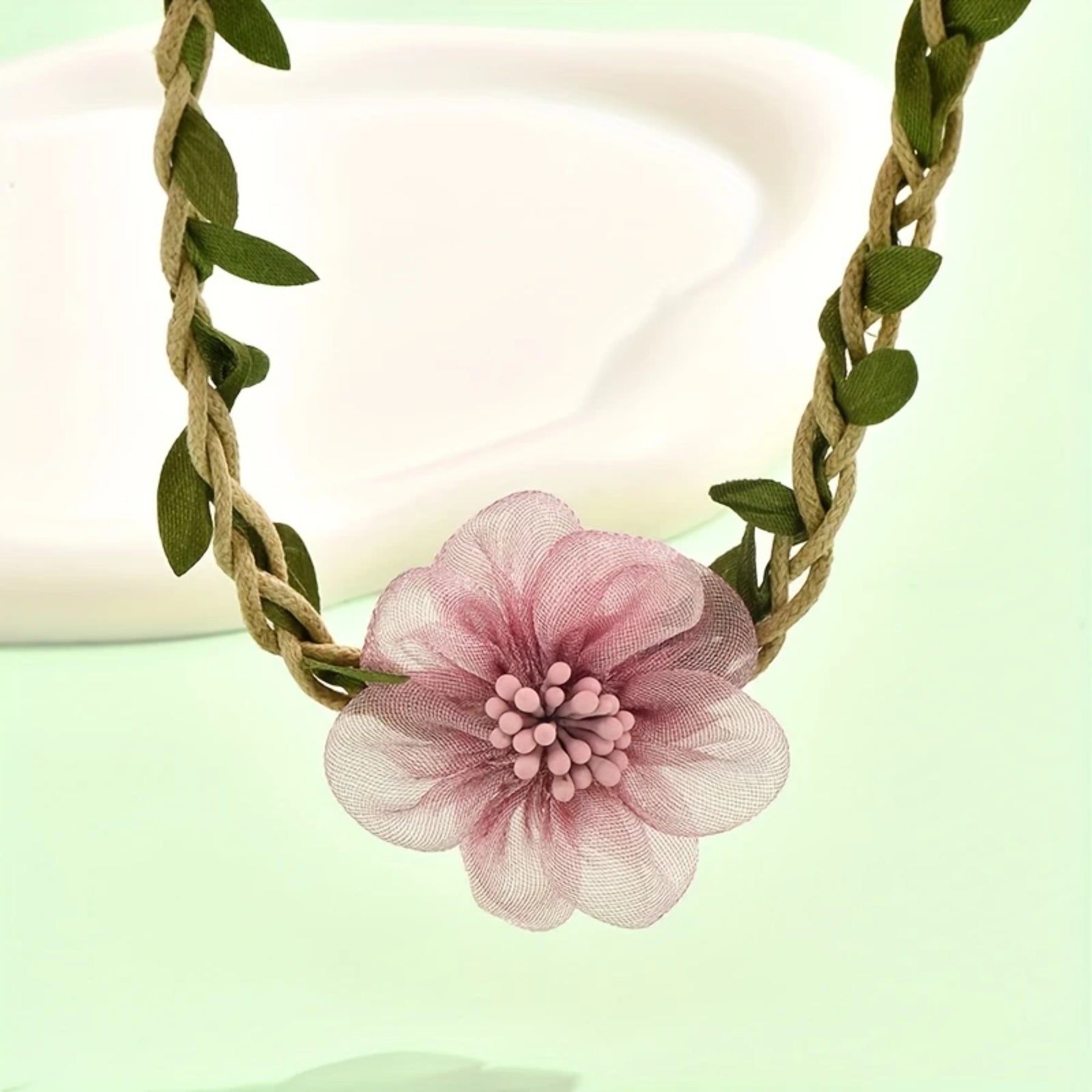 Simplified Leaf Phantom Flower Mesh Necklace