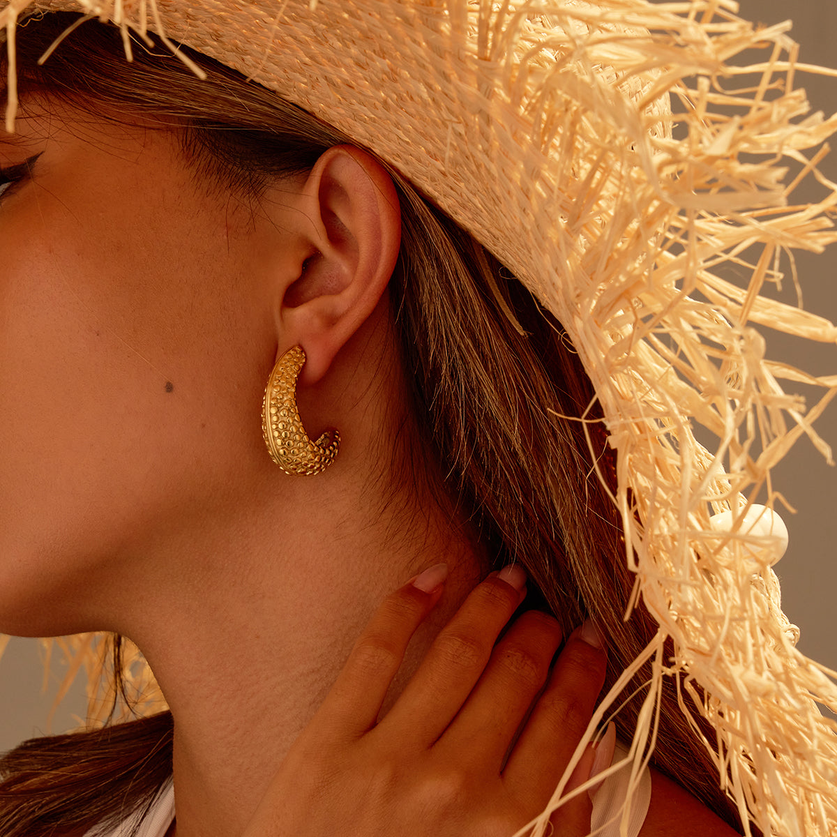 Chunky 18K Gold Plated Hammered C-Shape Earrings for Women