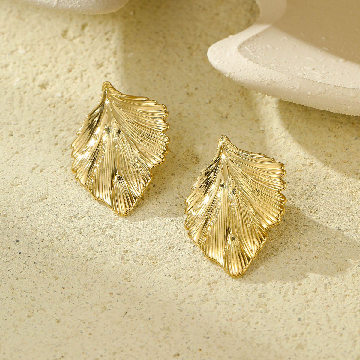 18K Gold Plated Leaf Texture Stud Earrings - Trendy Fashion for Women