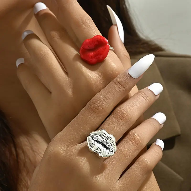 2pcs Personality Mouth Red Paint Vintage Ladies Ring for Women
