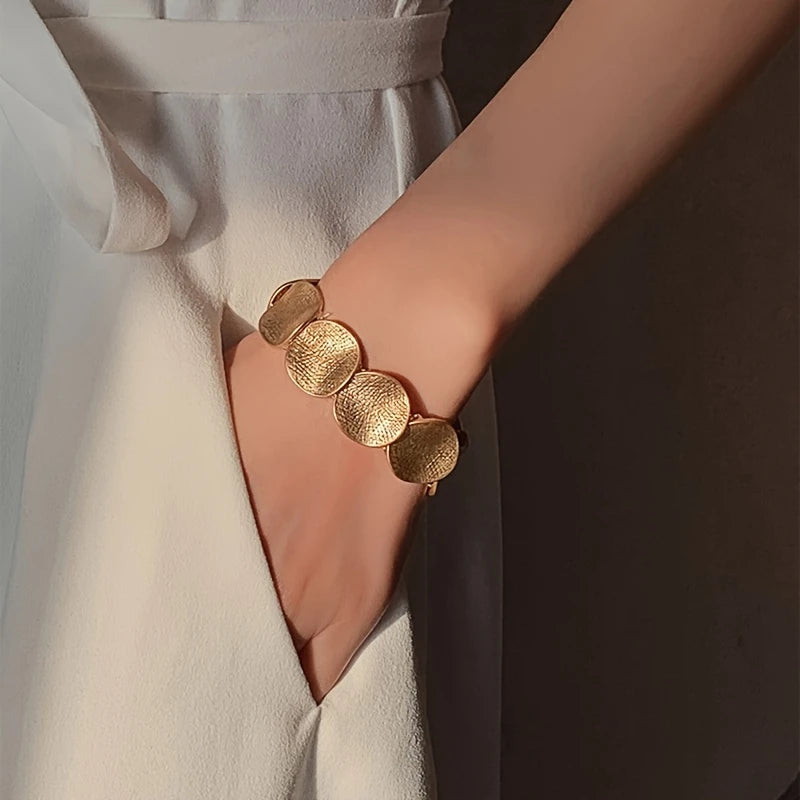 Luxury Urban Fashion Alloy Stretch Bracelet, Textured Round Disc Design