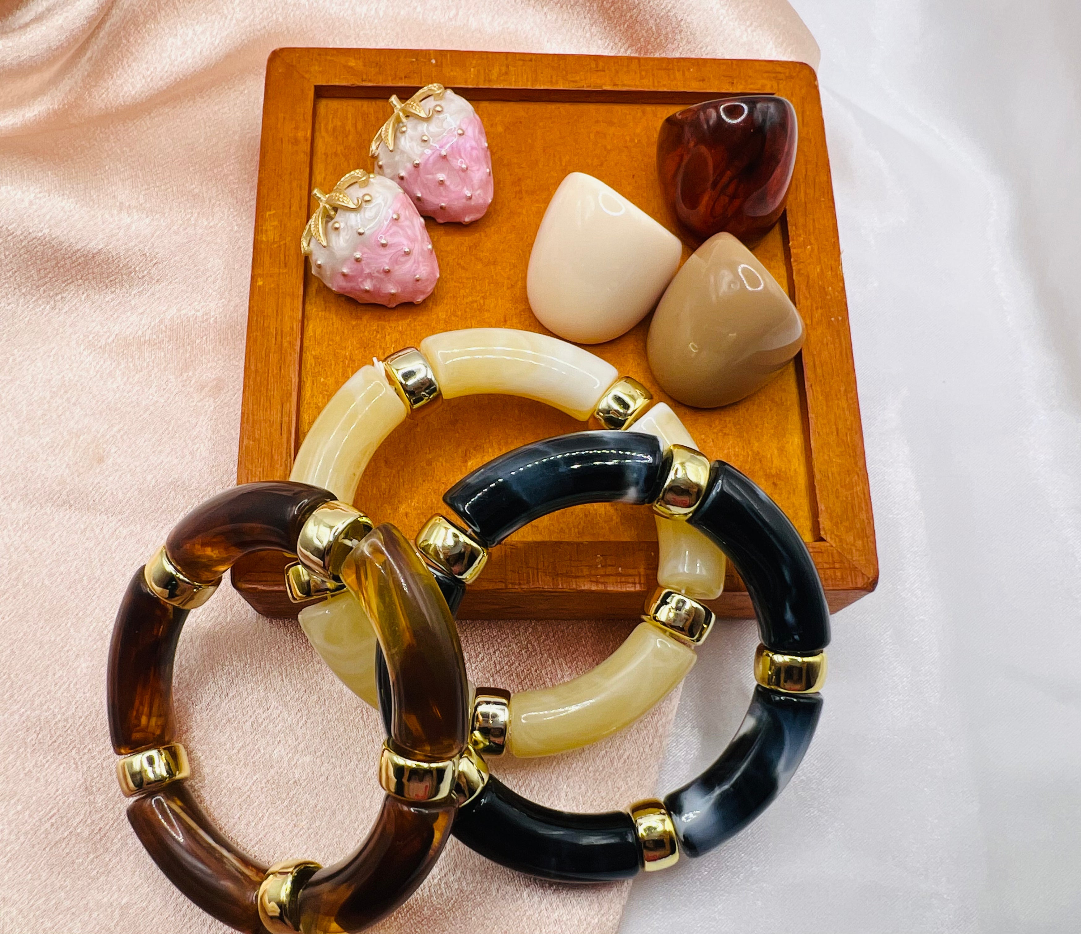 Gloss & Gold Statement Box ( Gift Set)
