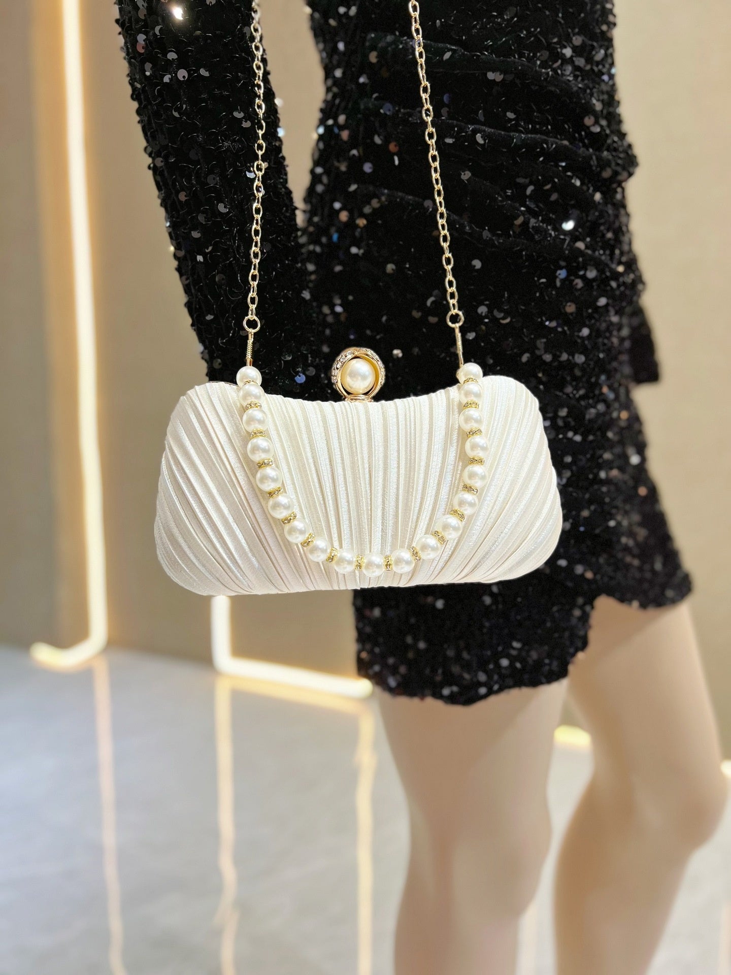 Elegant Women Pleated Satin Handbags with Pearl Handle