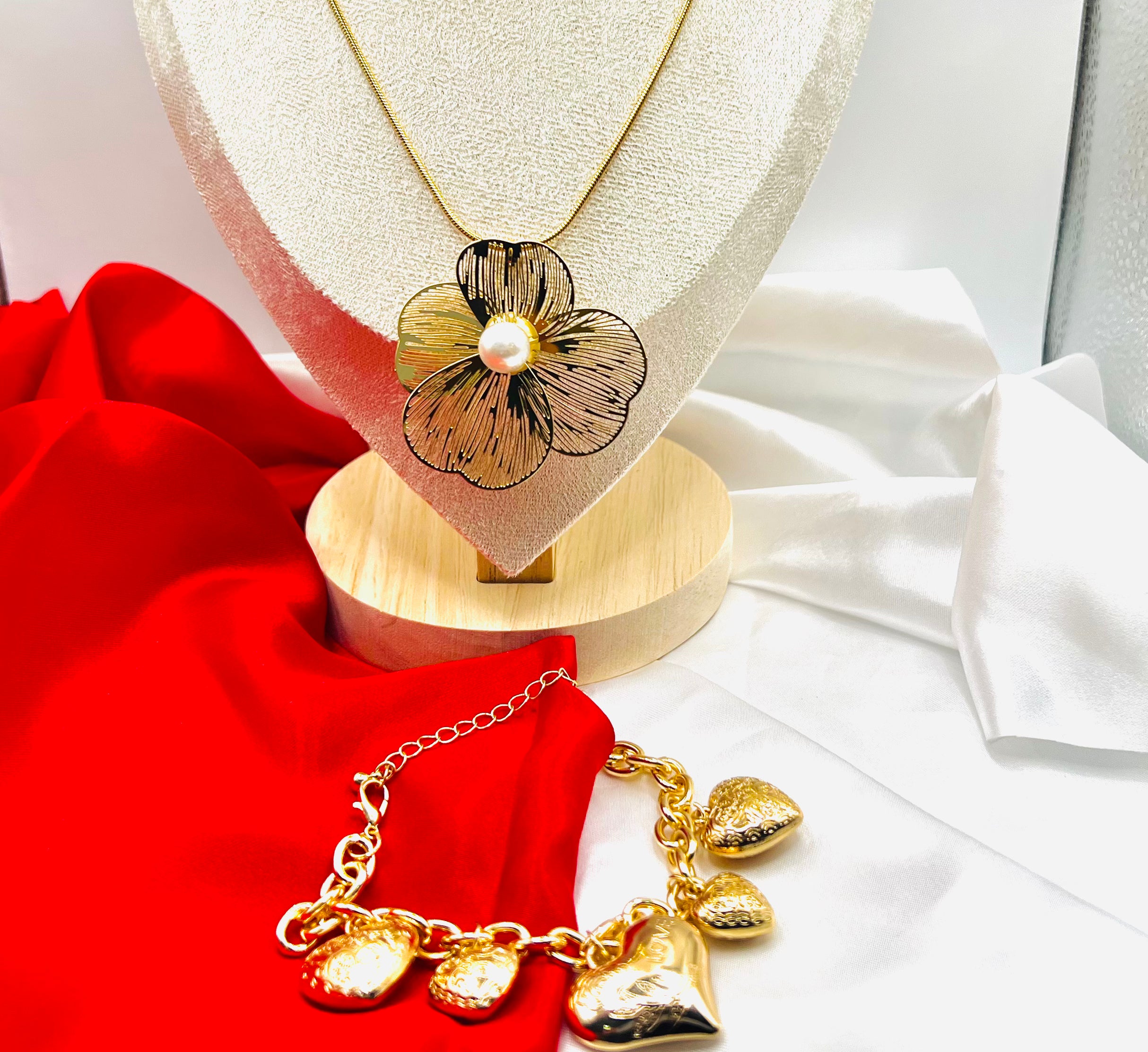 Golden Bloom & Hearts Jewellery Set (Combo)
